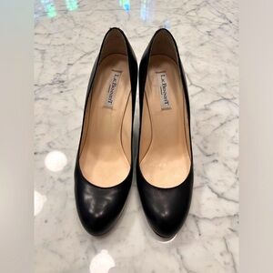 L.K. BENNETT Classic Black Leather Pumps Size 38.5